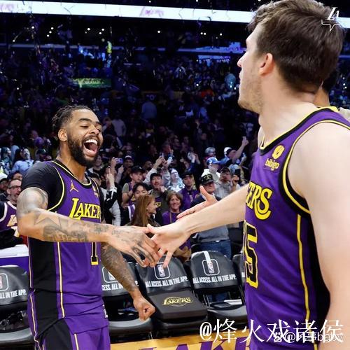 斯潘塞半场出战15分钟，7中4得到9分4板4助攻1抢断