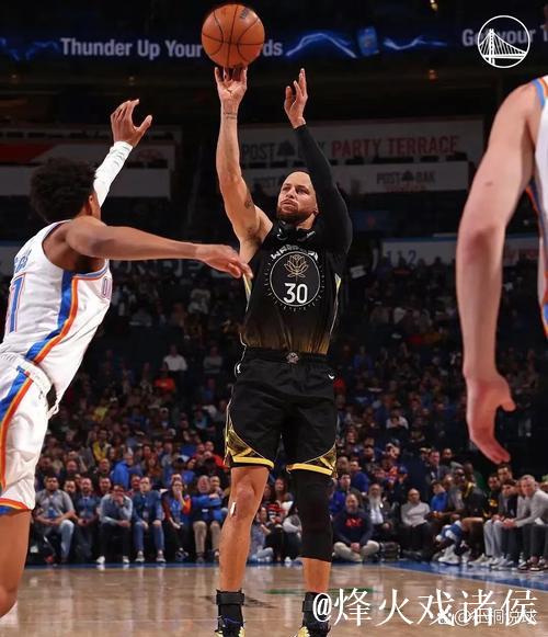 斯潘塞半场出战15分钟，7中4得到9分4板4助攻1抢断