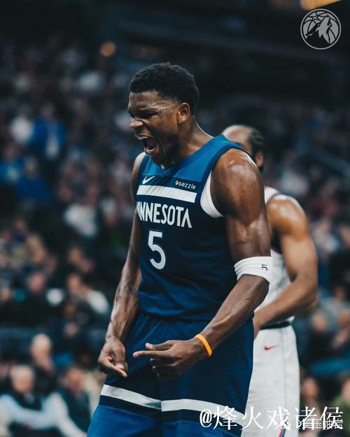 森林狼官方发布全场比分海报：避免两连败，战绩升至16胜9负